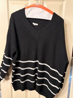 Maurice’s Black V-Neck Sweater with White Stripes
